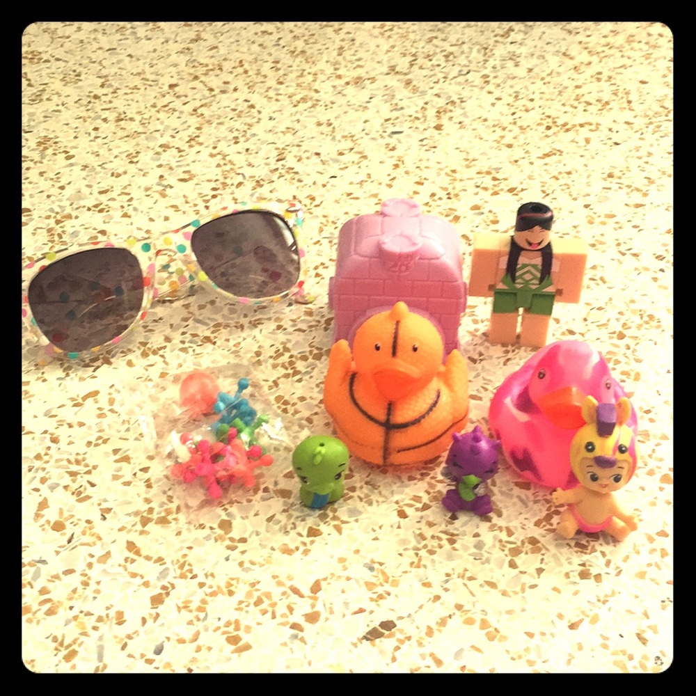 Toy bundle